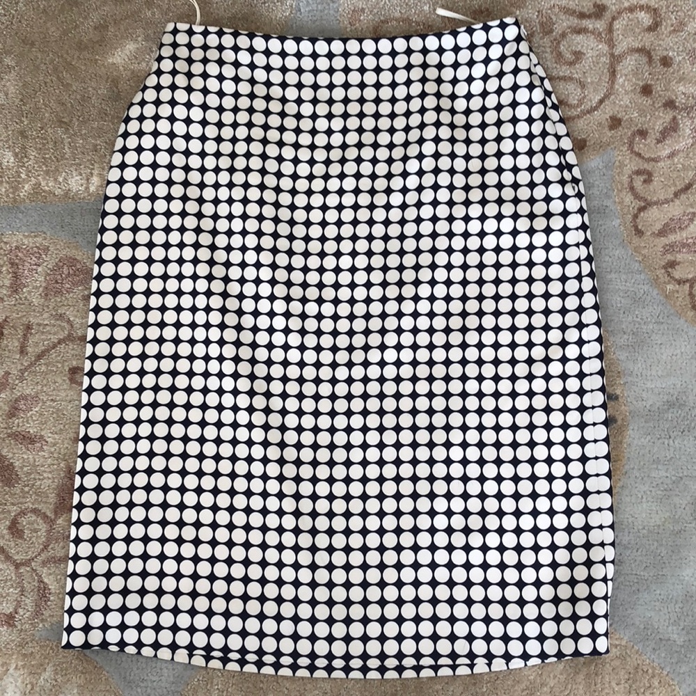 Banana republic 100% silk pencil skirt size 4